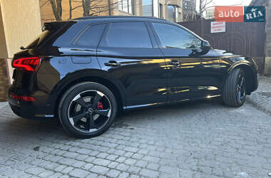 Внедорожник / Кроссовер Audi SQ5 2018 в 