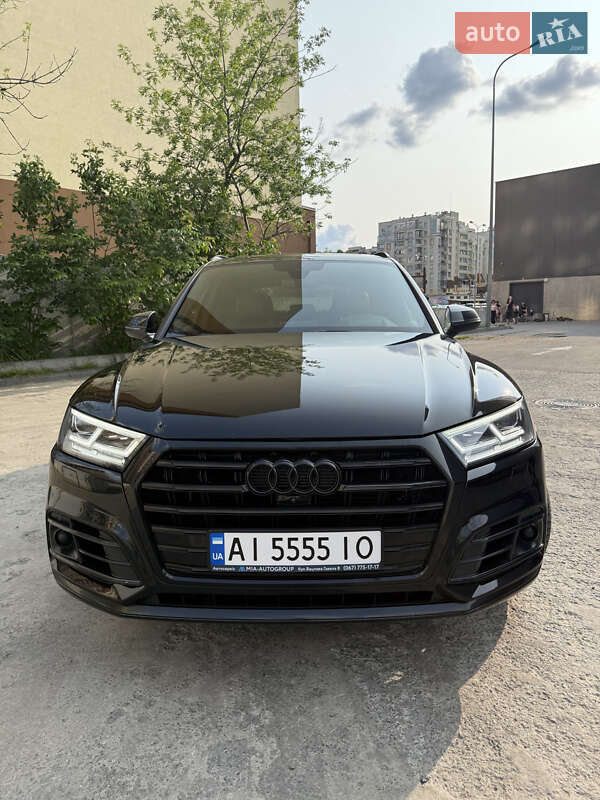 Внедорожник / Кроссовер Audi SQ5 2018 в Киеве