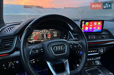 Внедорожник / Кроссовер Audi SQ5 2020 в 