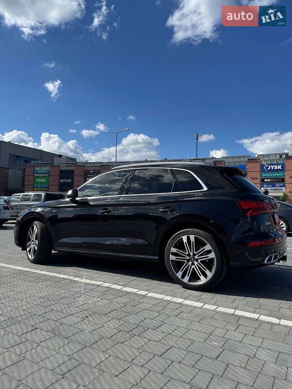 Позашляховик / Кросовер Audi SQ5 2017 в Львові