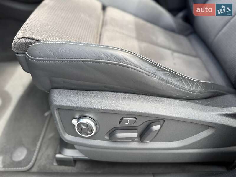 Внедорожник / Кроссовер Audi SQ5 2019 в Днепре фото 28 Внедорожник / Кроссовер Audi SQ5 2019 в Днепре