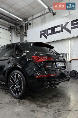 Внедорожник / Кроссовер Audi SQ5 2021 в 