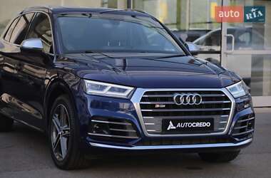 Внедорожник / Кроссовер Audi SQ5 2018 в 