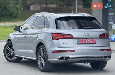 Внедорожник / Кроссовер Audi SQ5 2018 в 