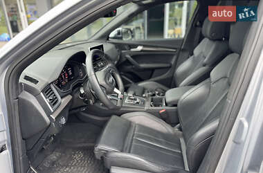 Внедорожник / Кроссовер Audi SQ5 2018 в 