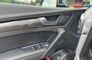Внедорожник / Кроссовер Audi SQ5 2018 в 