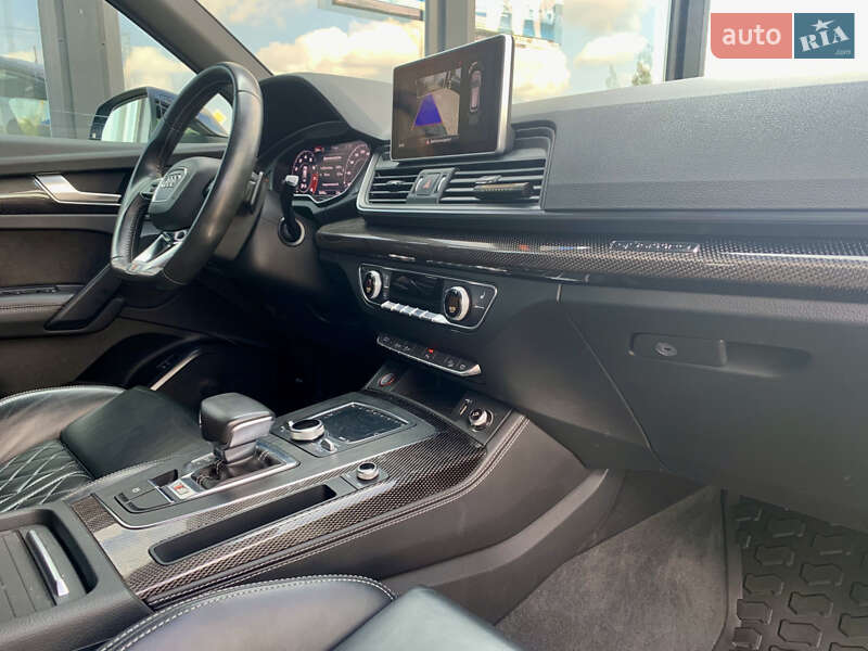 Внедорожник / Кроссовер Audi SQ5 2019 в Львове