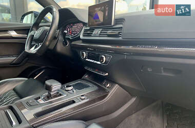 Внедорожник / Кроссовер Audi SQ5 2019 в 