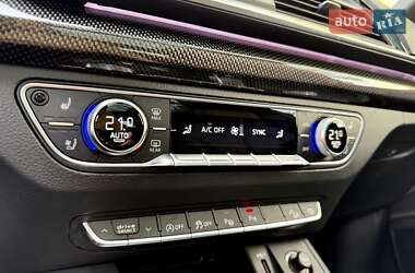 Внедорожник / Кроссовер Audi SQ5 2021 в 