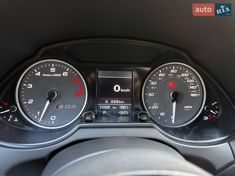 Внедорожник / Кроссовер Audi SQ5 2013 в Одессе