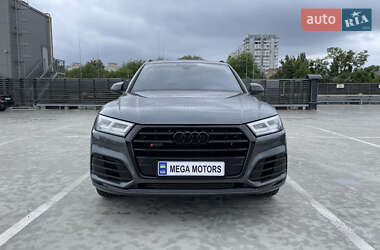 Внедорожник / Кроссовер Audi SQ5 2018 в 