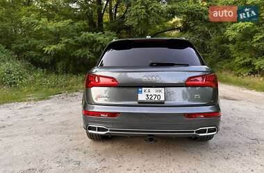 Внедорожник / Кроссовер Audi SQ5 2017 в 