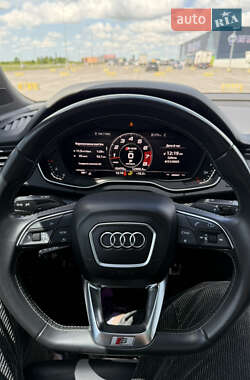 Внедорожник / Кроссовер Audi SQ5 2019 в 