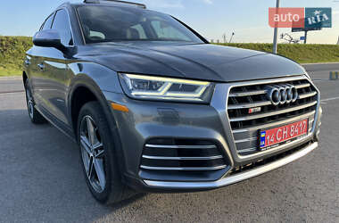Внедорожник / Кроссовер Audi SQ5 2017 в 