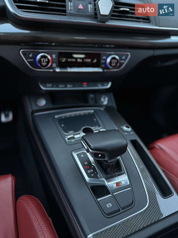 Позашляховик / Кросовер Audi SQ5 2018 в Києві