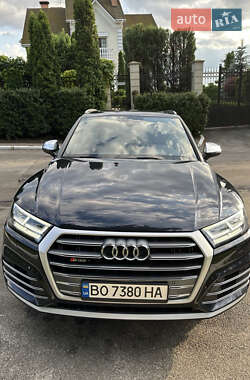 Внедорожник / Кроссовер Audi SQ5 2017 в 
