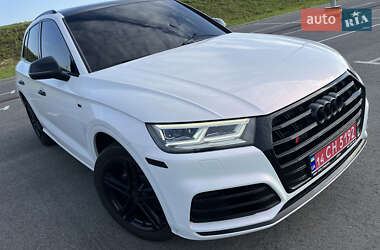 Внедорожник / Кроссовер Audi SQ5 2018 в 