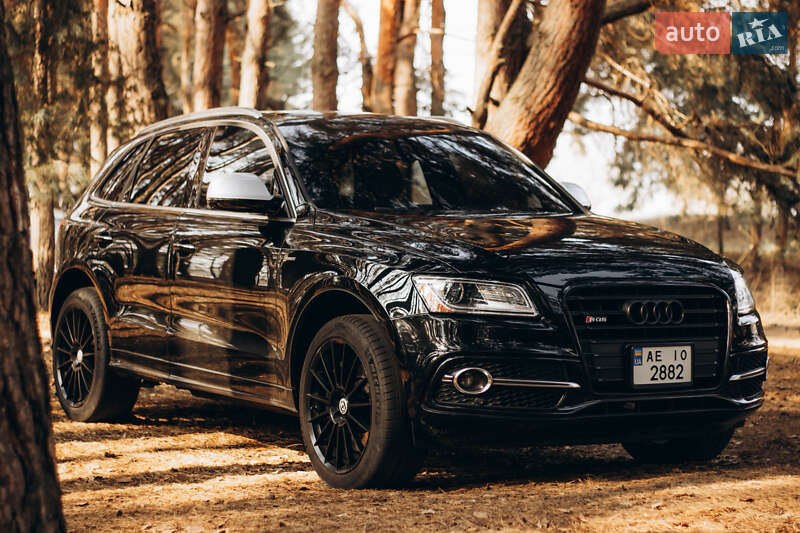 Внедорожник / Кроссовер Audi SQ5 2015 в Ивано-Франковске