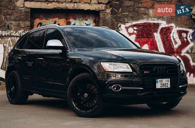 Внедорожник / Кроссовер Audi SQ5 2015 в 