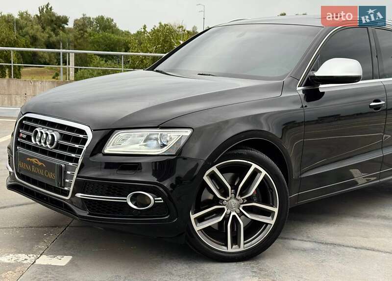 Внедорожник / Кроссовер Audi SQ5 2015 в Киеве