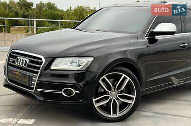 Внедорожник / Кроссовер Audi SQ5 2015 в 