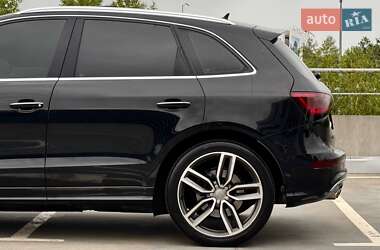 Внедорожник / Кроссовер Audi SQ5 2015 в 