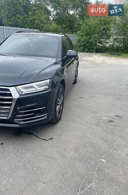 Внедорожник / Кроссовер Audi SQ5 2020 в 