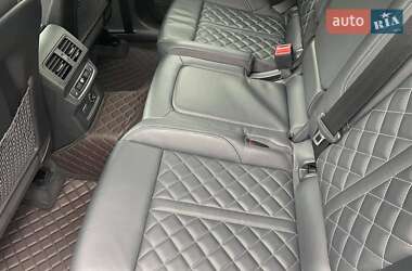 Внедорожник / Кроссовер Audi SQ5 2020 в 