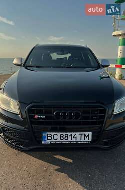 Внедорожник / Кроссовер Audi SQ5 2013 в 