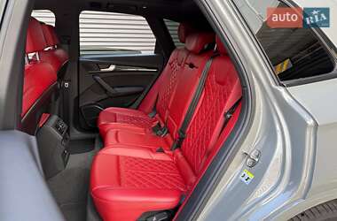 Внедорожник / Кроссовер Audi SQ5 2019 в 