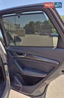 Внедорожник / Кроссовер Audi SQ5 2021 в 