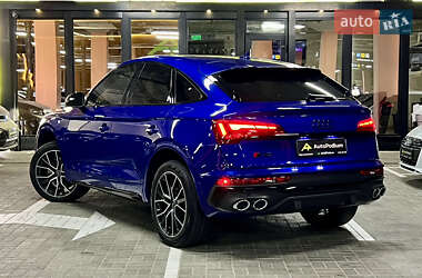Позашляховик / Кросовер Audi SQ5 2021 в 