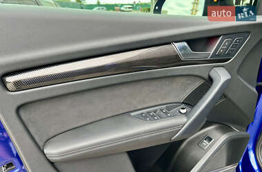 Позашляховик / Кросовер Audi SQ5 2021 в 