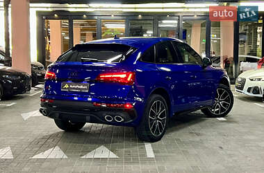 Позашляховик / Кросовер Audi SQ5 2021 в 