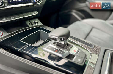 Позашляховик / Кросовер Audi SQ5 2021 в 