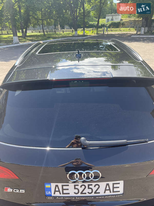 Позашляховик / Кросовер Audi SQ5 2014 в Кам'янському
