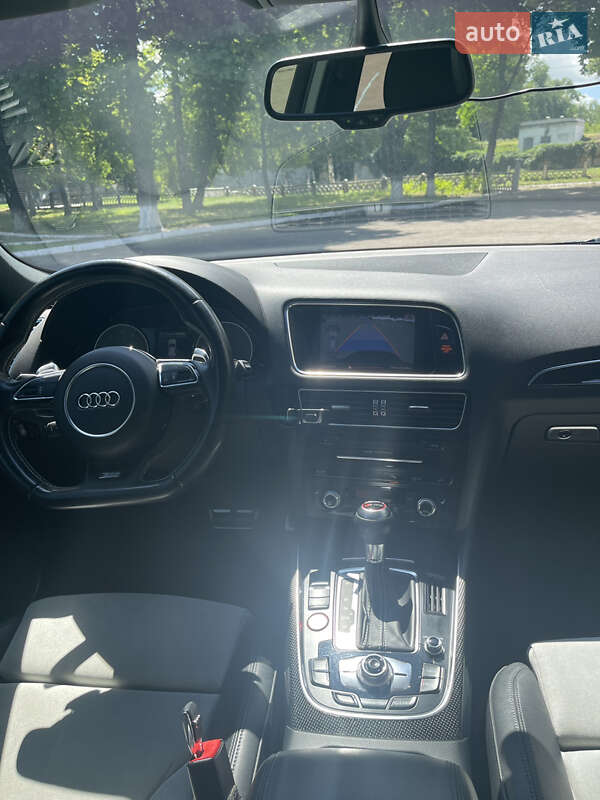 Позашляховик / Кросовер Audi SQ5 2014 в Кам'янському