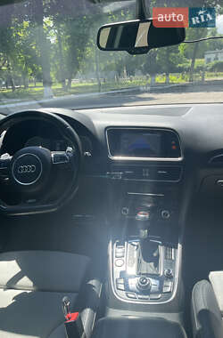 Внедорожник / Кроссовер Audi SQ5 2014 в 