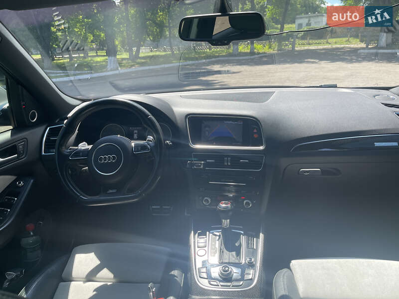 Позашляховик / Кросовер Audi SQ5 2014 в Кам'янському