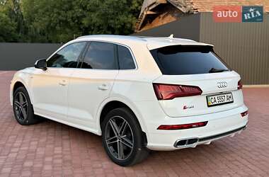 Внедорожник / Кроссовер Audi SQ5 2018 в 