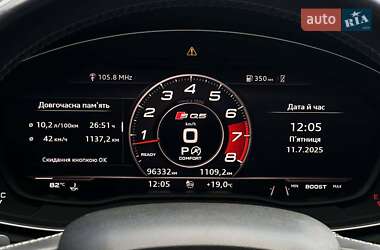 Внедорожник / Кроссовер Audi SQ5 2018 в 