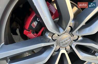 Внедорожник / Кроссовер Audi SQ5 2015 в 