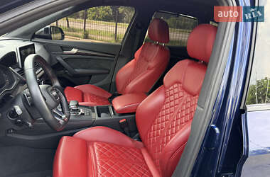 Внедорожник / Кроссовер Audi SQ5 2020 в 