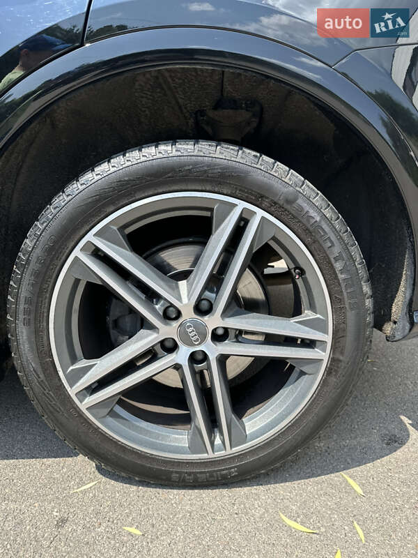 Внедорожник / Кроссовер Audi SQ5 2018 в Днепре фото 29 Внедорожник / Кроссовер Audi SQ5 2018 в Днепре