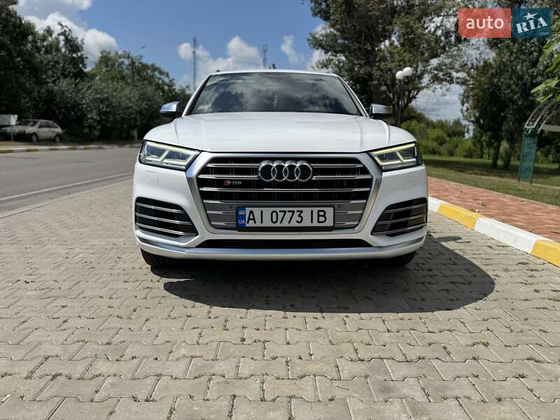 Позашляховик / Кросовер Audi SQ5 2017 в Києві