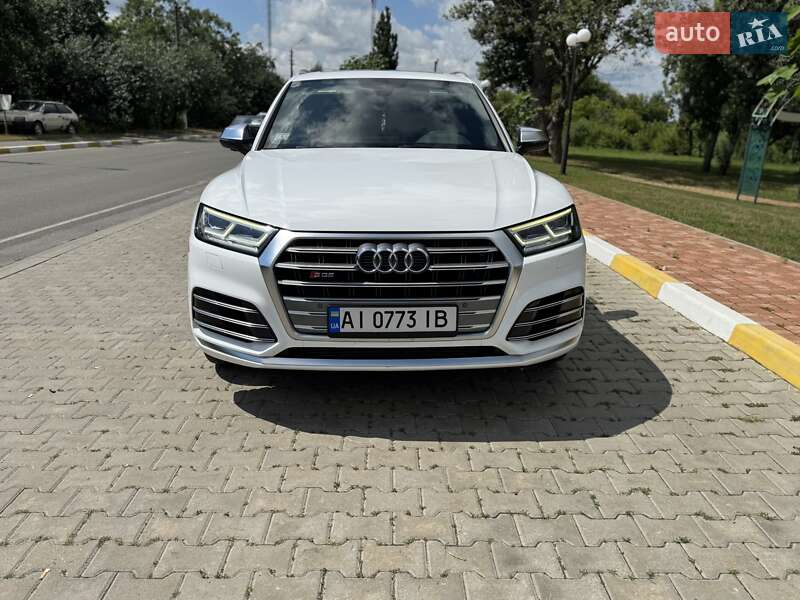 Позашляховик / Кросовер Audi SQ5 2017 в Києві