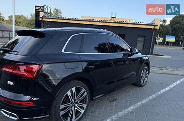 Внедорожник / Кроссовер Audi SQ5 2017 в 