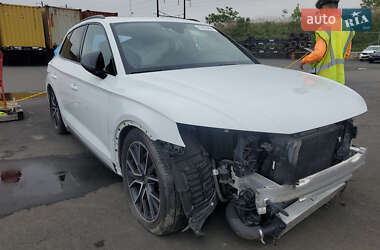 Внедорожник / Кроссовер Audi SQ5 2021 в 