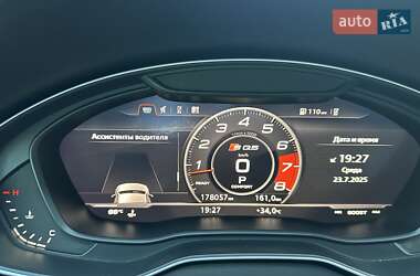 Внедорожник / Кроссовер Audi SQ5 2017 в 