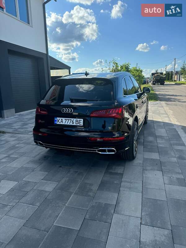 Внедорожник / Кроссовер Audi SQ5 2018 в Киеве